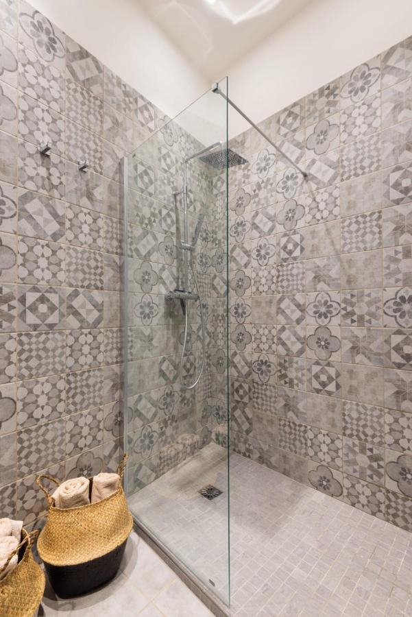 Latelier 2Br W Ac At 4 Min From The Beaches Of Old Nice Welkeys ภายนอก รูปภาพ
